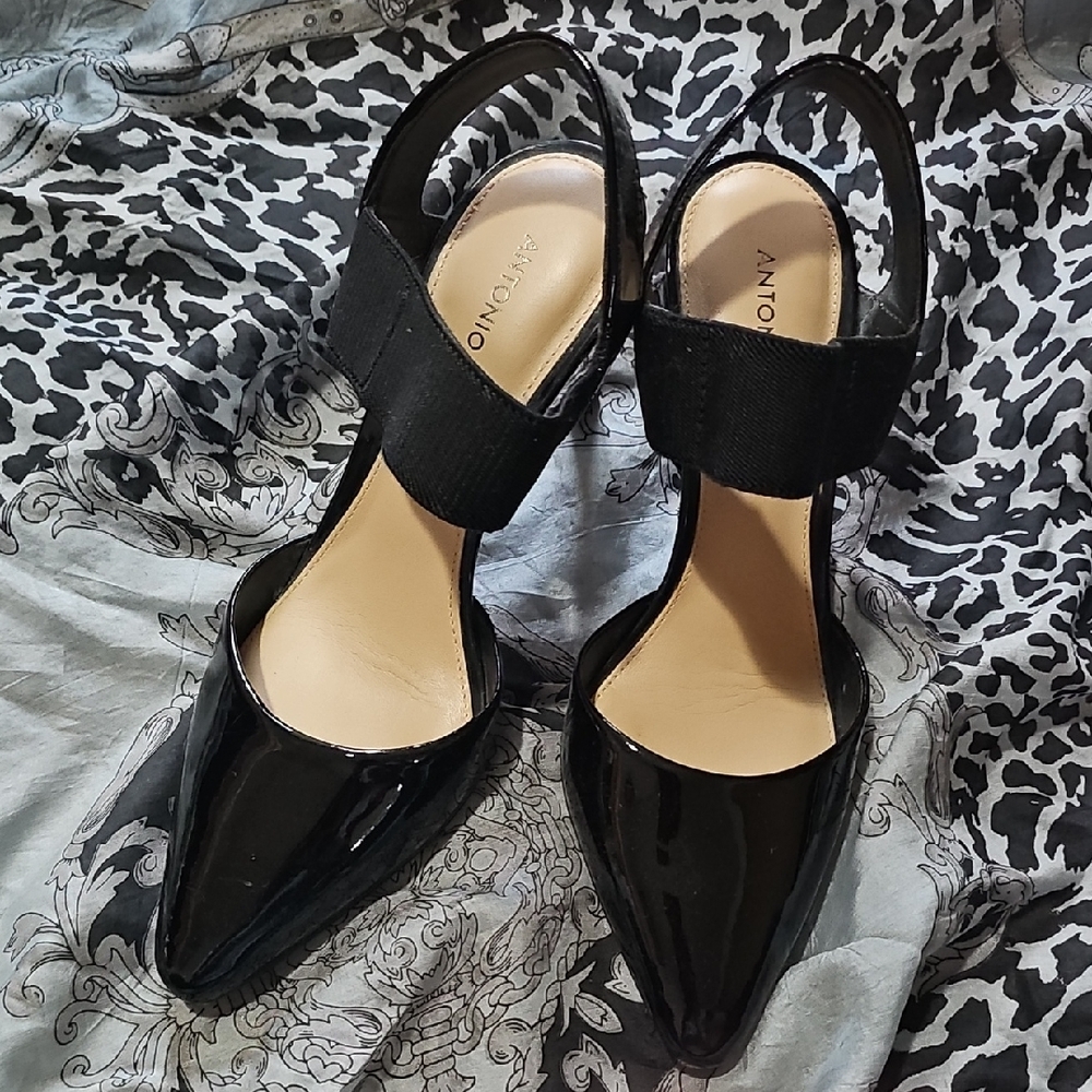 ANTONIO MELANI Black Patent Slingback Heels